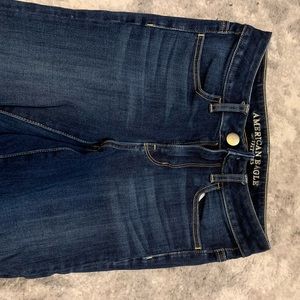 Dark wash American Eagle Skinny Jean